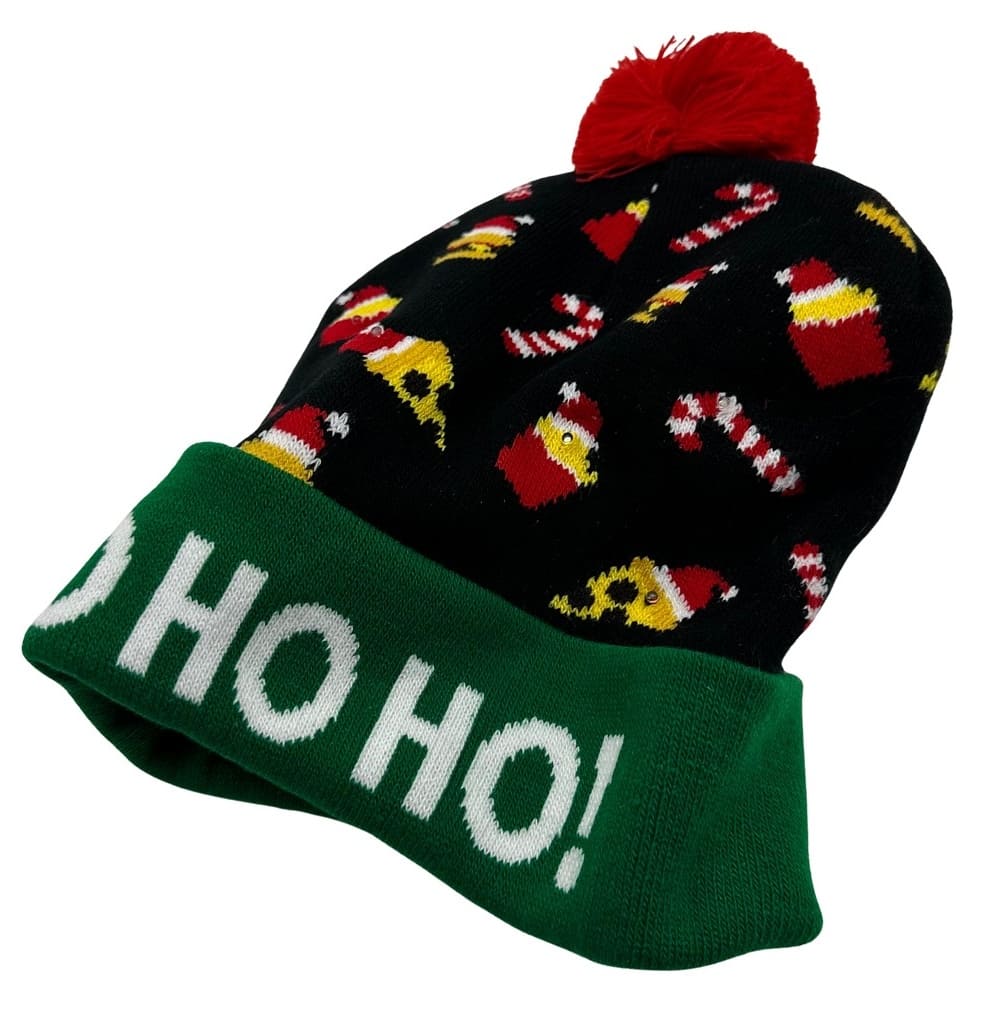 Noel LED şapkası kış sıcaklığını parlatıyor