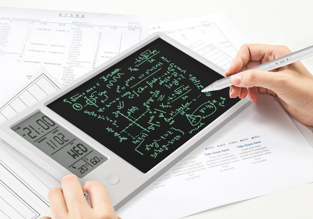akıllı yazı tahtası ve dijital takvim