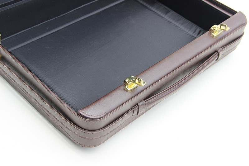 notebook ve laptop için deri bavul