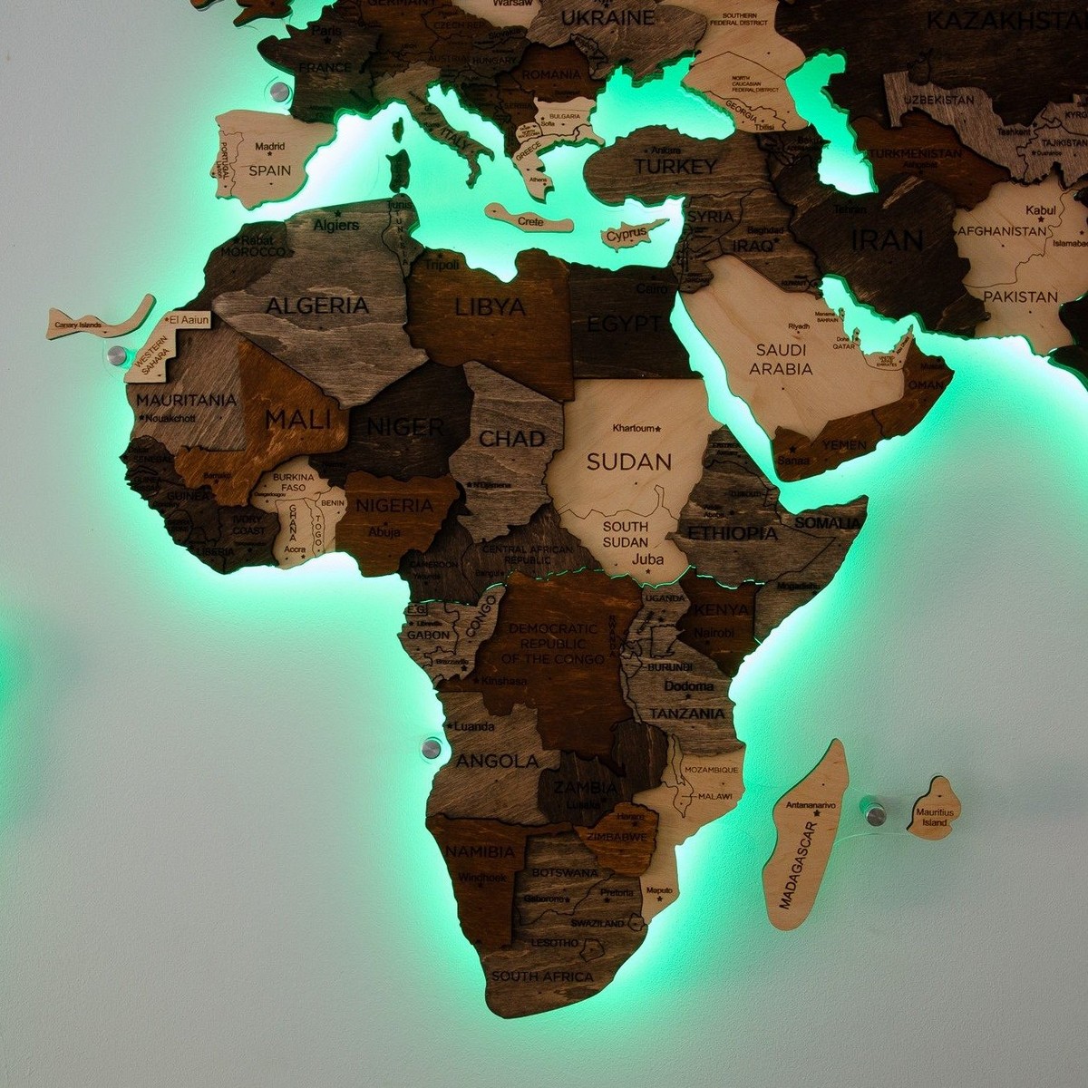 led arkadan aydınlatmalı ahşap dünya haritaları